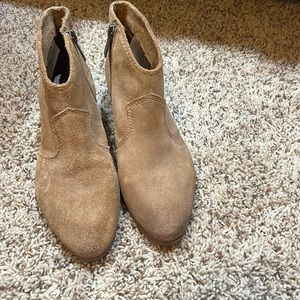 Vince Camuto booties